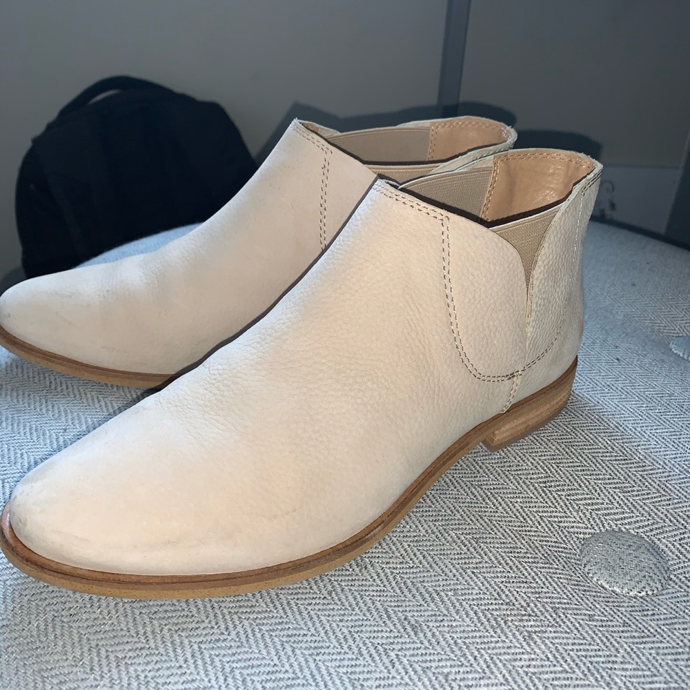 Splendid brand leather booties size 8